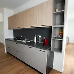 G83home-appartamento Moderno In Zona Fiera Apartament